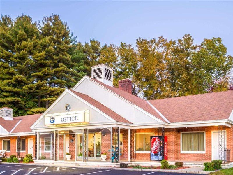 Knights Inn Ленокс Екстер'єр фото
