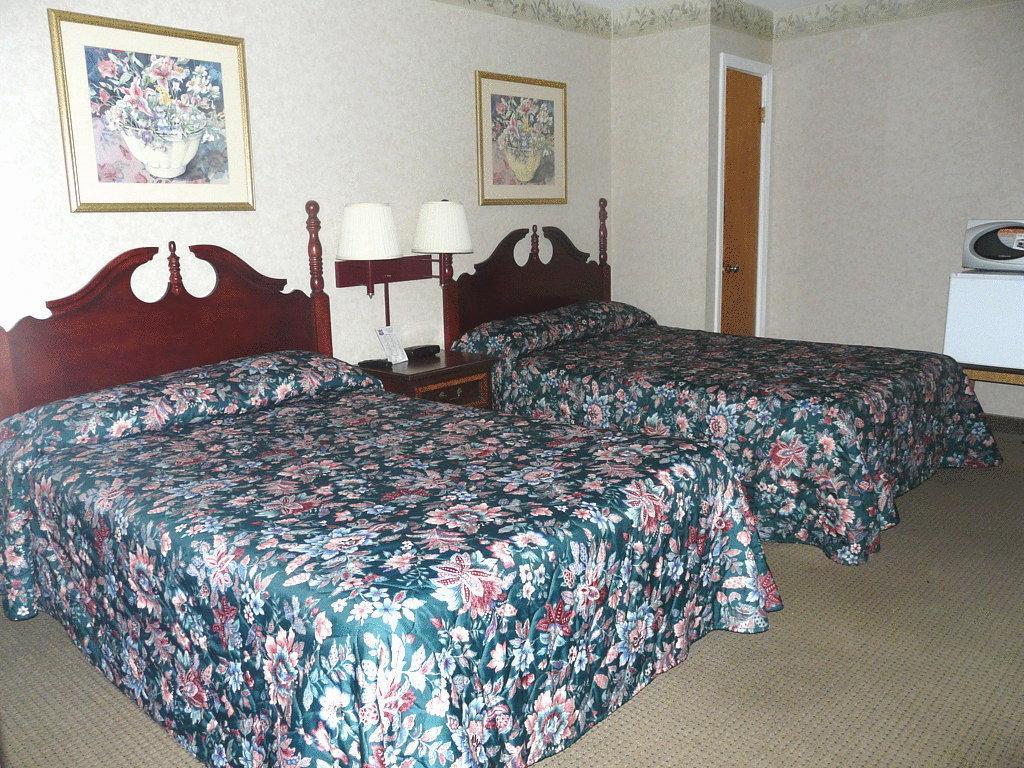 Knights Inn Ленокс Екстер'єр фото