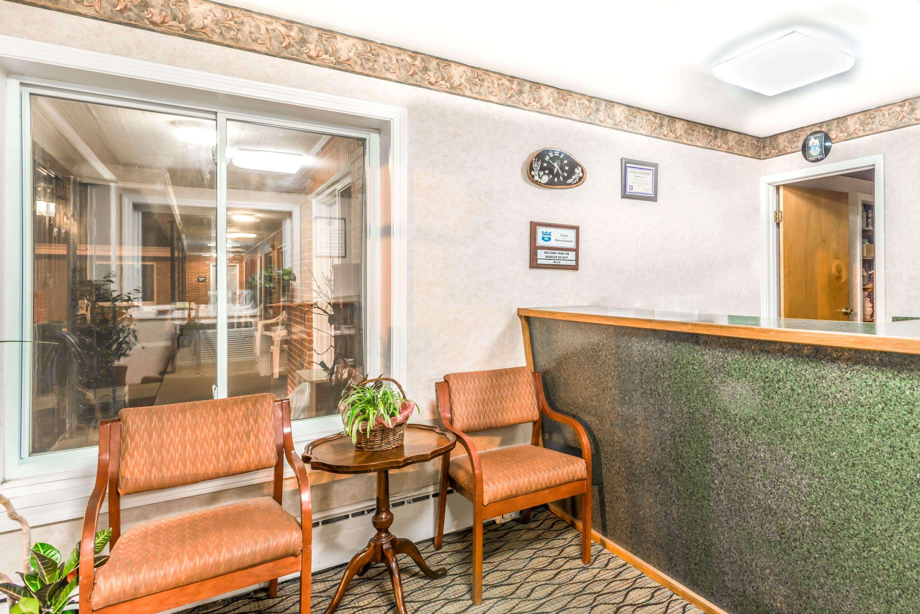 Knights Inn Ленокс Екстер'єр фото